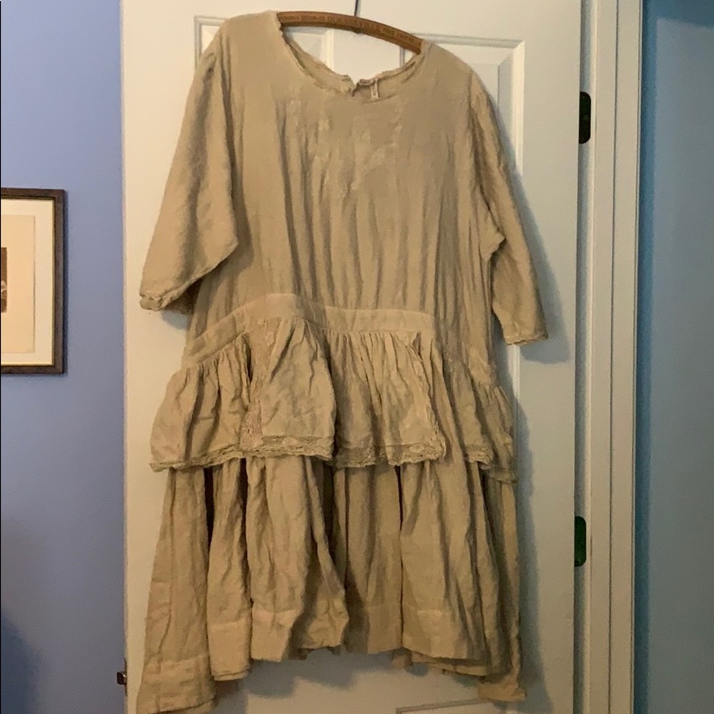 Magnolia Pearl tan flannel Celestia dress